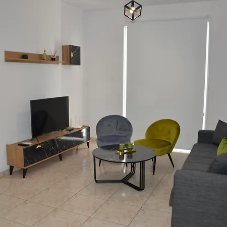 Apartament Laertis - By Imh Travel & Tours *
